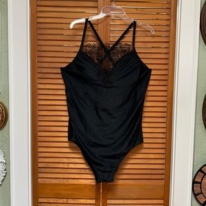 Costa del Sol Swim Suit, One Piece, Size 3X, Black with Built in Bra, Lace